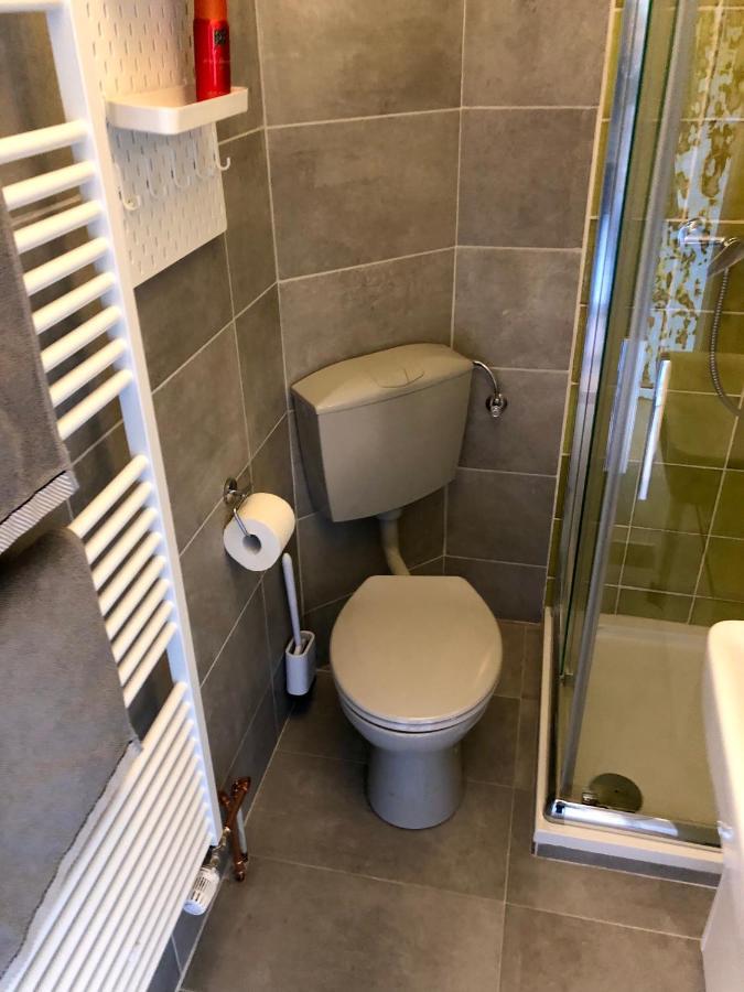 Paradiesje 2 Apartment Leer Ngoại thất bức ảnh