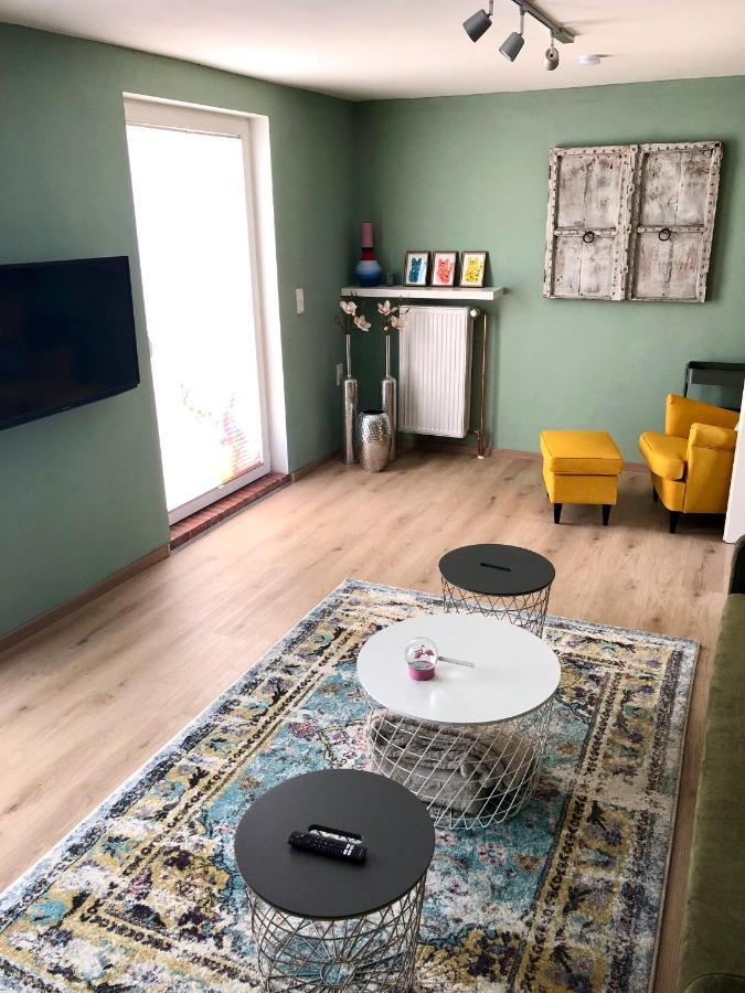 Paradiesje 2 Apartment Leer Ngoại thất bức ảnh