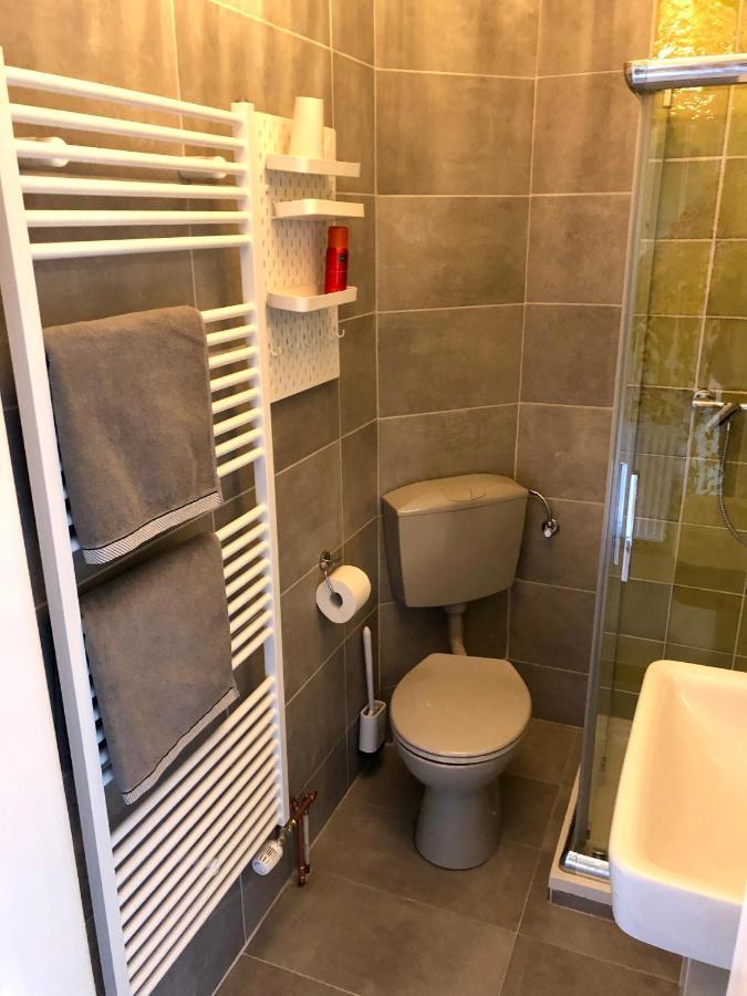 Paradiesje 2 Apartment Leer Ngoại thất bức ảnh